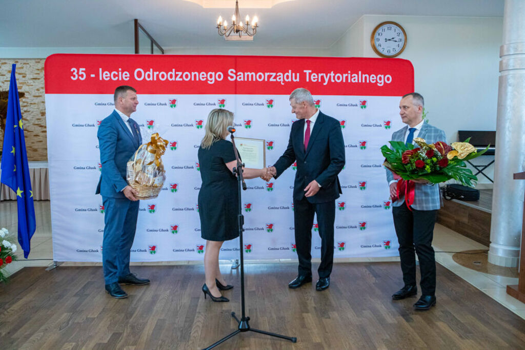 
                                                    35 Lecie samorządu
                                                