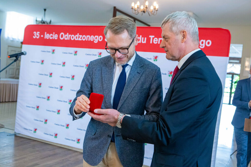 
                                                    35 Lecie samorządu
                                                
