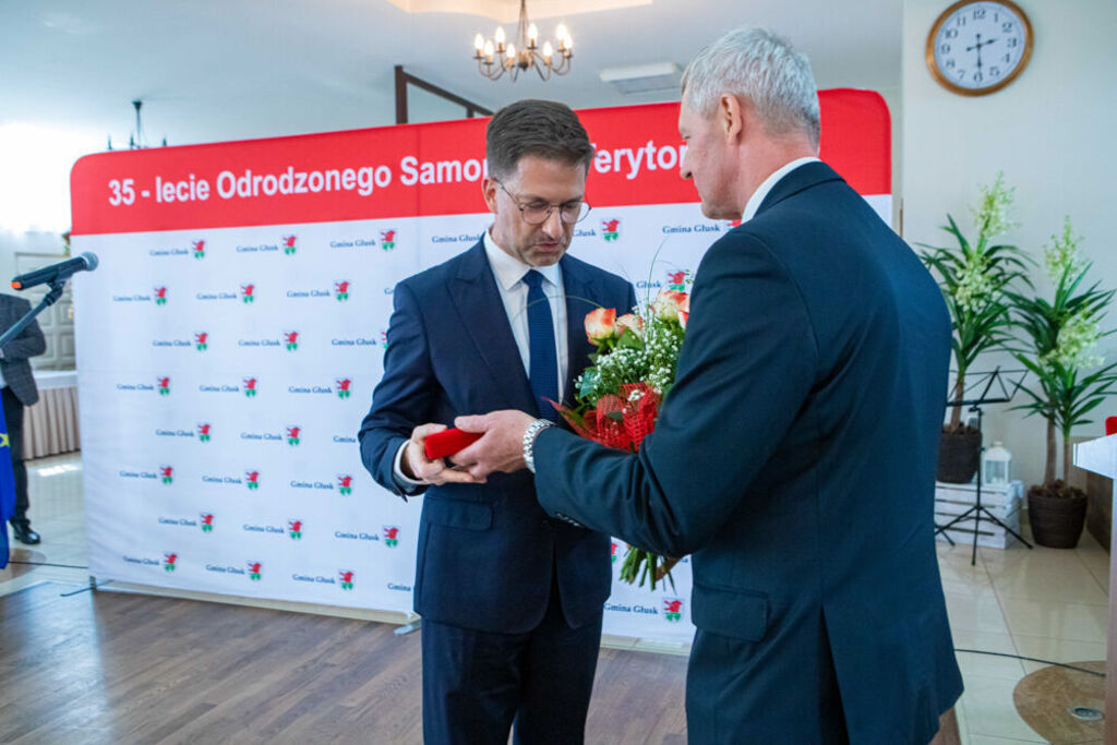 
                                                    35 Lecie samorządu
                                                