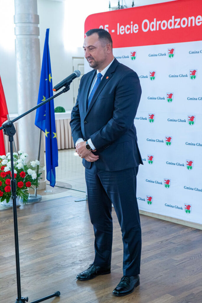 
                                                    35 Lecie samorządu
                                                