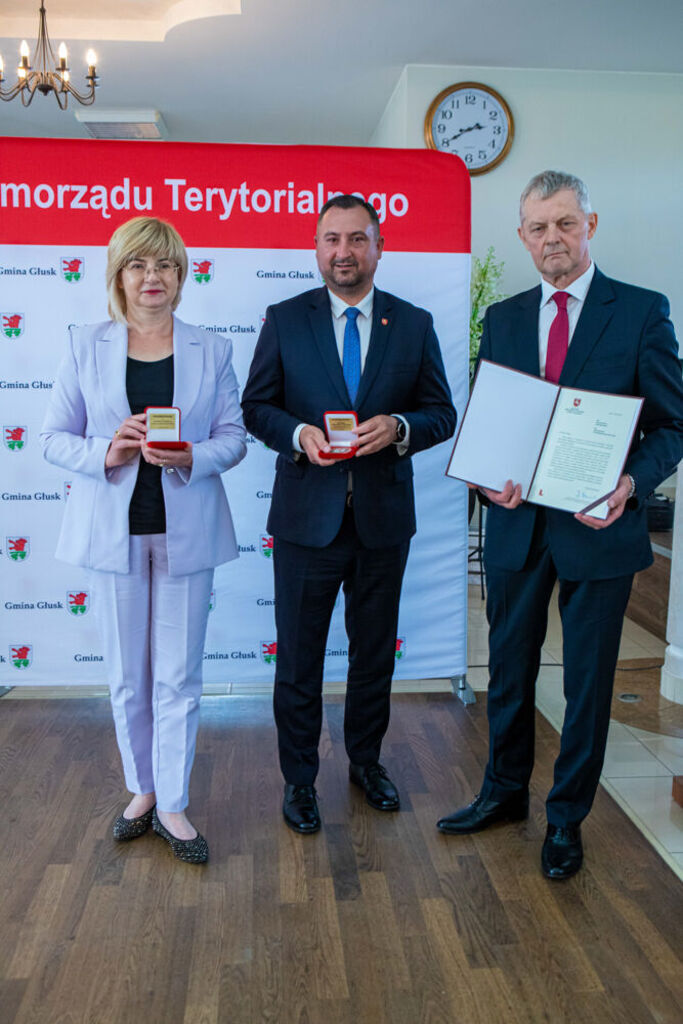 
                                                    35 Lecie samorządu
                                                