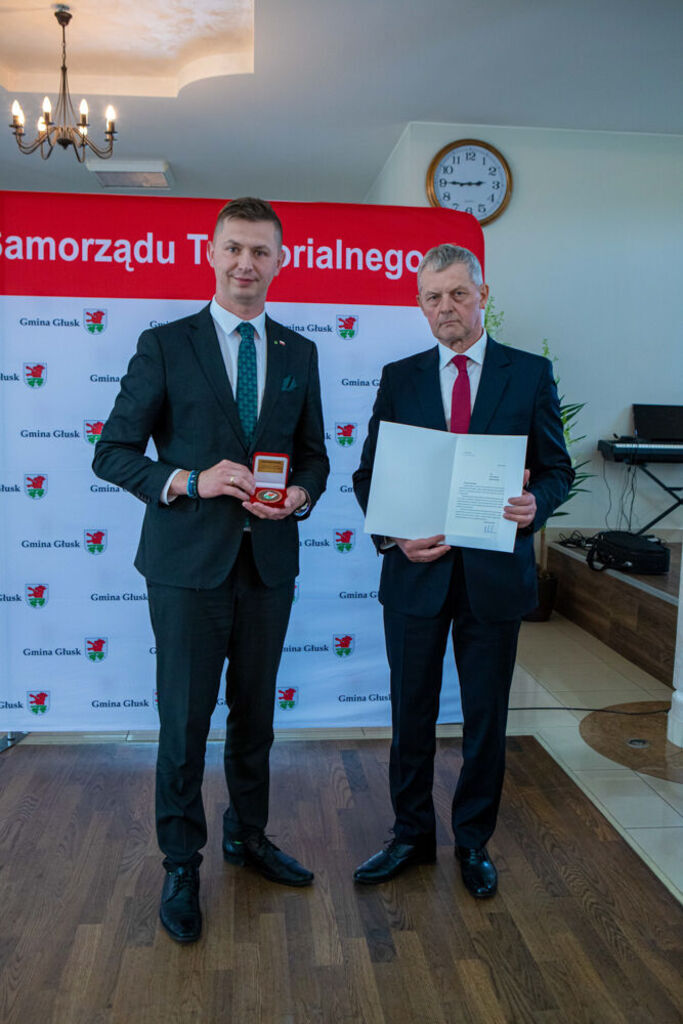 
                                                    35 Lecie samorządu
                                                