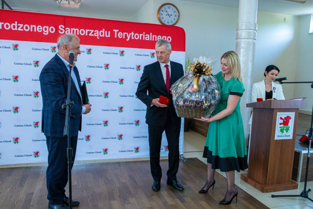 
                                                    35 Lecie samorządu
                                                