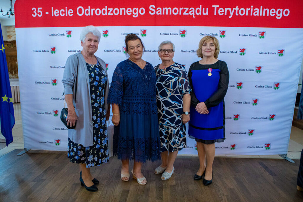 
                                                    35 Lecie samorządu
                                                