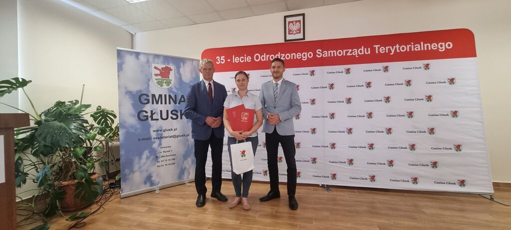 
                                                    Sesja Rady Gminy Głusk Stypendia
                                                