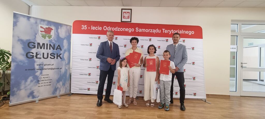 
                                                    Sesja Rady Gminy Głusk Stypendia
                                                