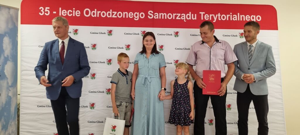 
                                                    Sesja Rady Gminy Głusk Stypendia
                                                