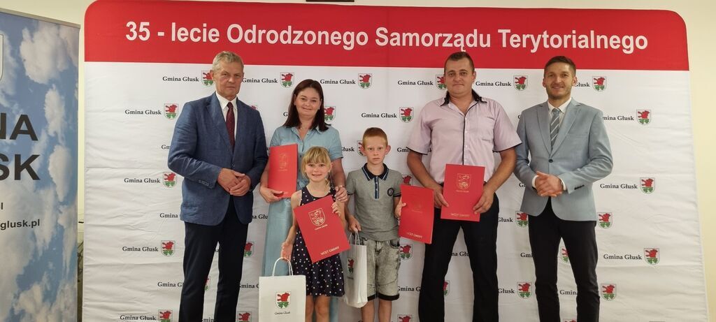 
                                                    Sesja Rady Gminy Głusk Stypendia
                                                