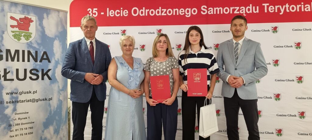 
                                                    Sesja Rady Gminy Głusk Stypendia
                                                