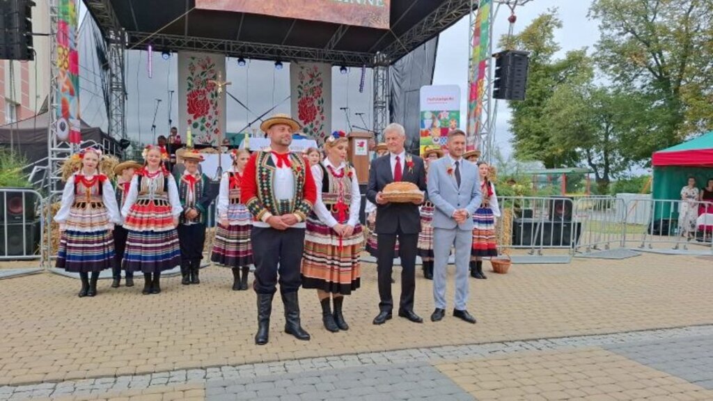 
                                                       Głusk: Jubileuszowe święto plonów (foto)
                                                