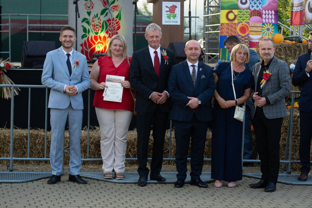 
                                                    Smart Studio Karol Niedźwiadek
                                                
