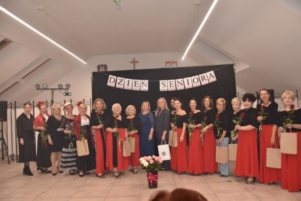 
                                                    Pierwsze święto seniorów
                                                