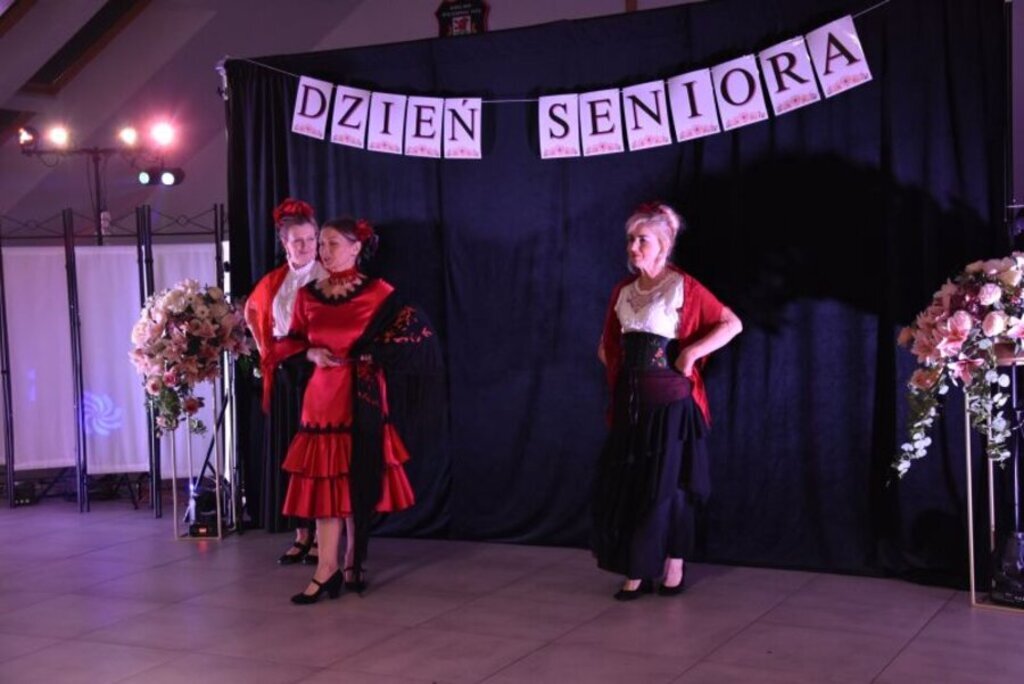 
                                                    Pierwsze święto seniorów
                                                