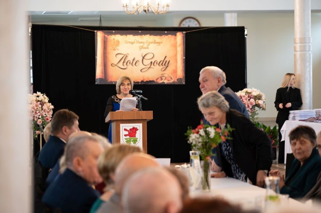
                                                    Złote Gody
                                                