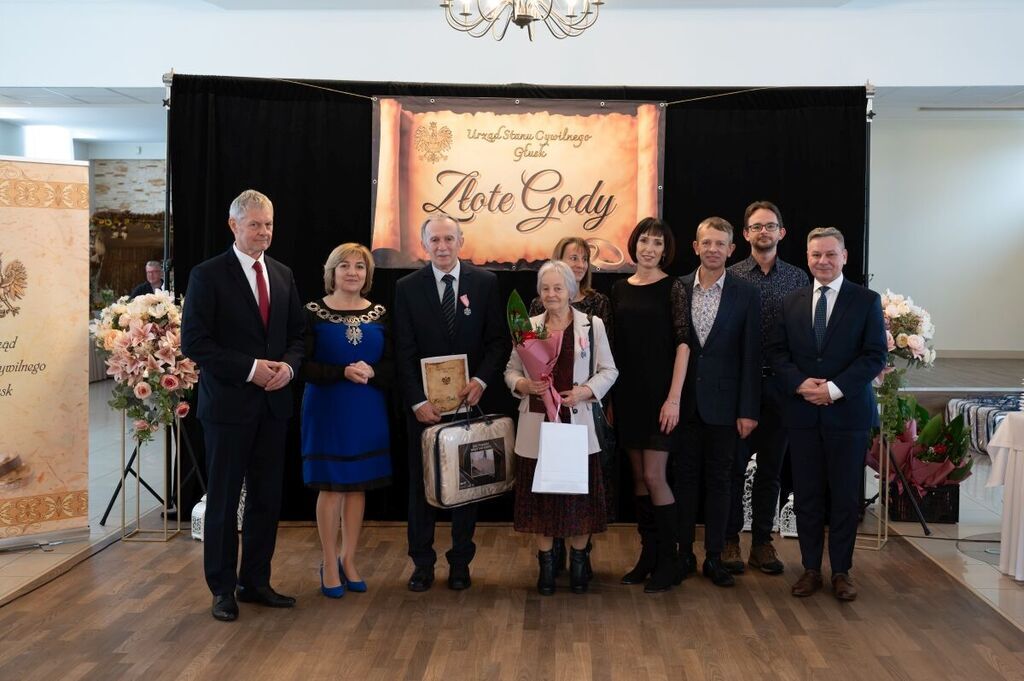 
                                                    Złote Gody
                                                