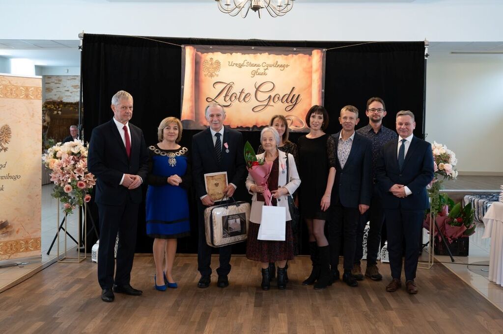 
                                                    Złote Gody
                                                