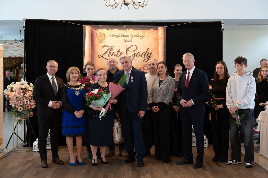 
                                                    Złote Gody
                                                