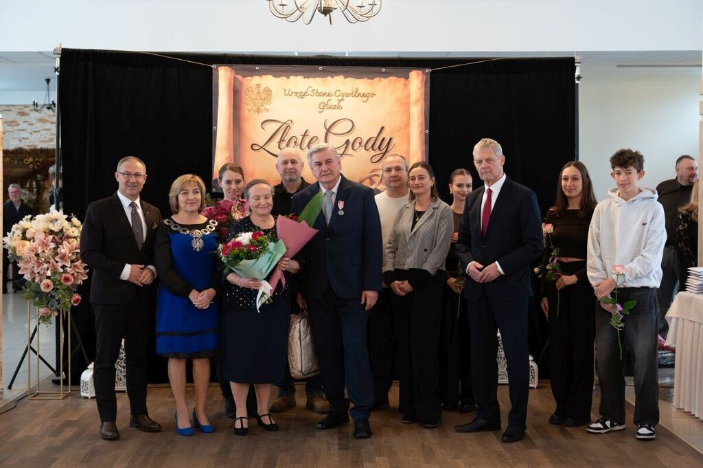 
                                                    Złote Gody
                                                