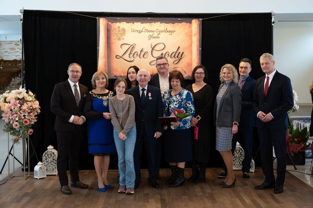 
                                                    Złote Gody
                                                