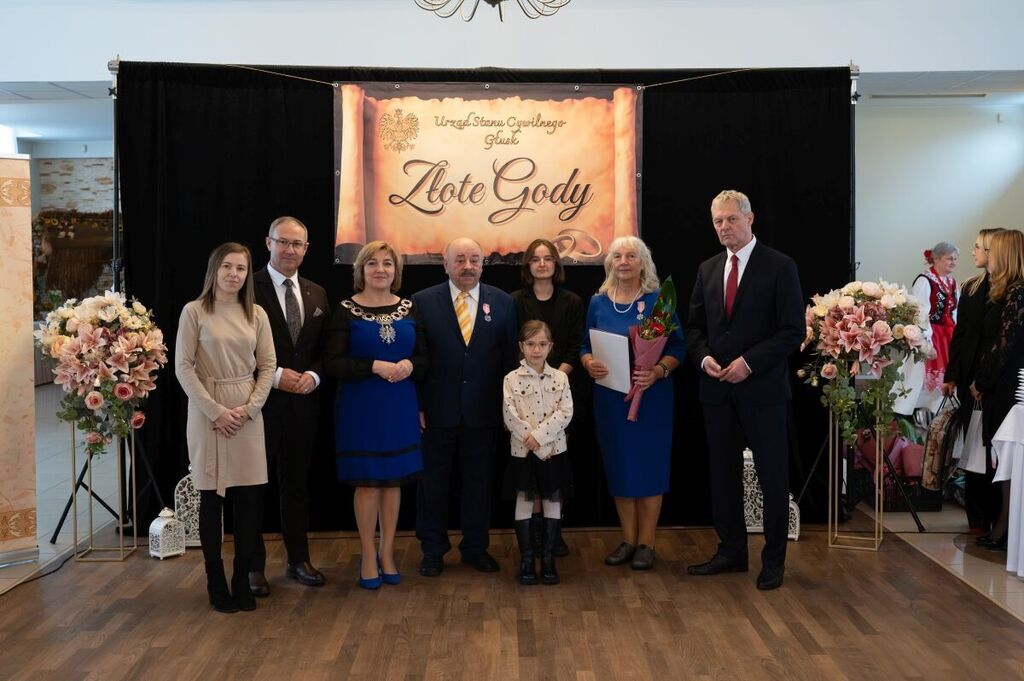 
                                                    Złote Gody
                                                