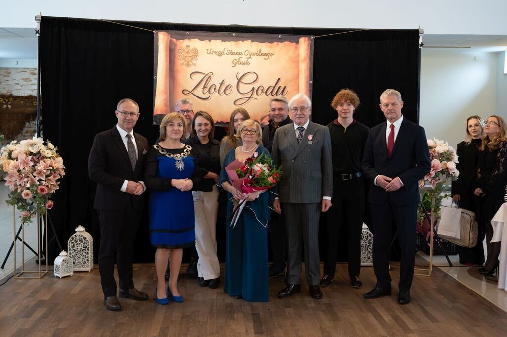
                                                    Złote Gody
                                                