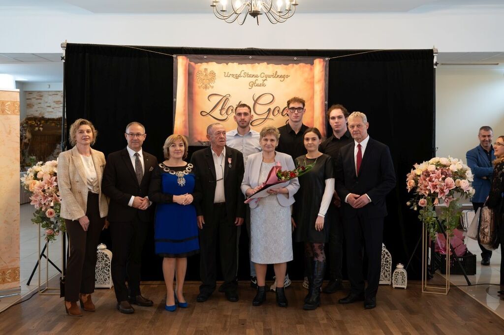 
                                                    Złote Gody
                                                