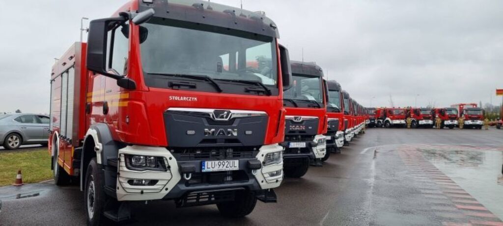 
                                                    Pierwszy taki pojazd dla strażaków w gminie
                                                