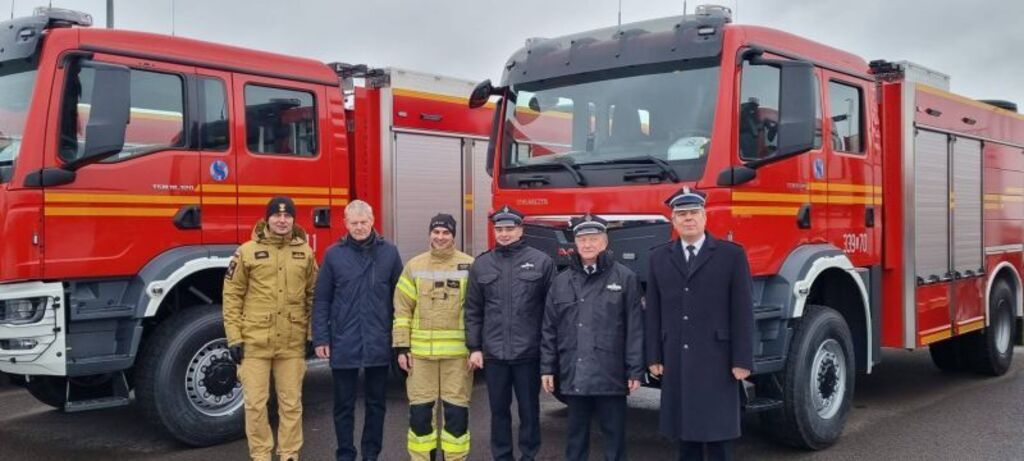 
                                                    Pierwszy taki pojazd dla strażaków w gminie
                                                