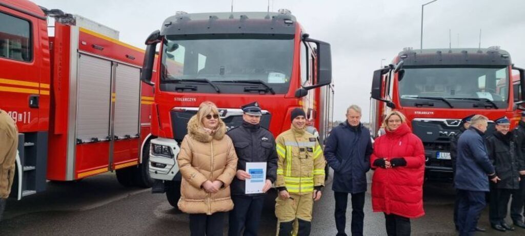 
                                                    Pierwszy taki pojazd dla strażaków w gminie
                                                