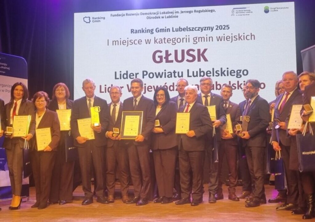 
                                                    Głusk: Najlepsi w regionie (foto)
                                                