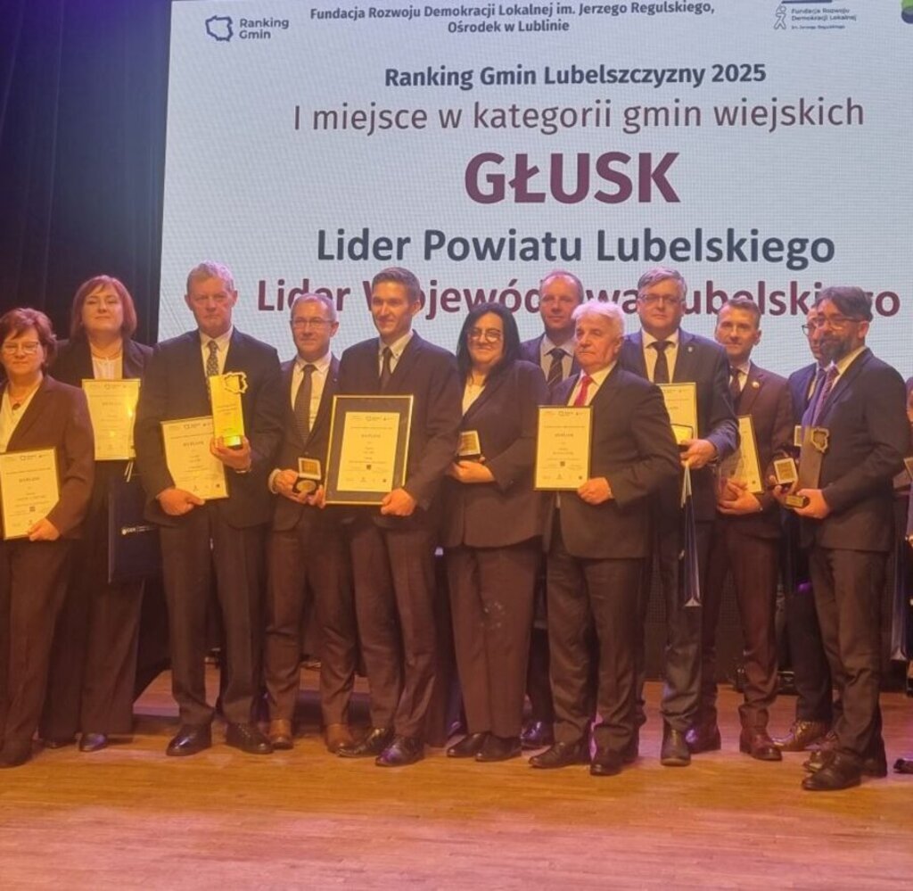 
                                                    Głusk: Najlepsi w regionie (foto)
                                                