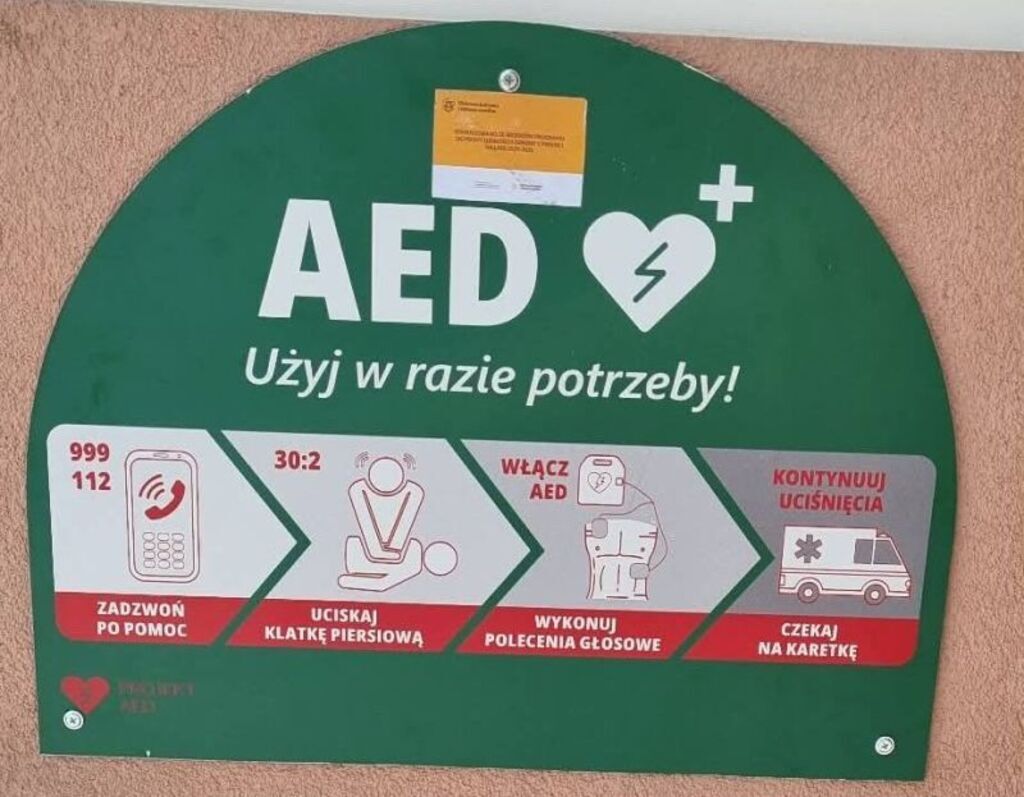 
                                                    AED w trosce o zdrowie i bezpieczeństwo
                                                
