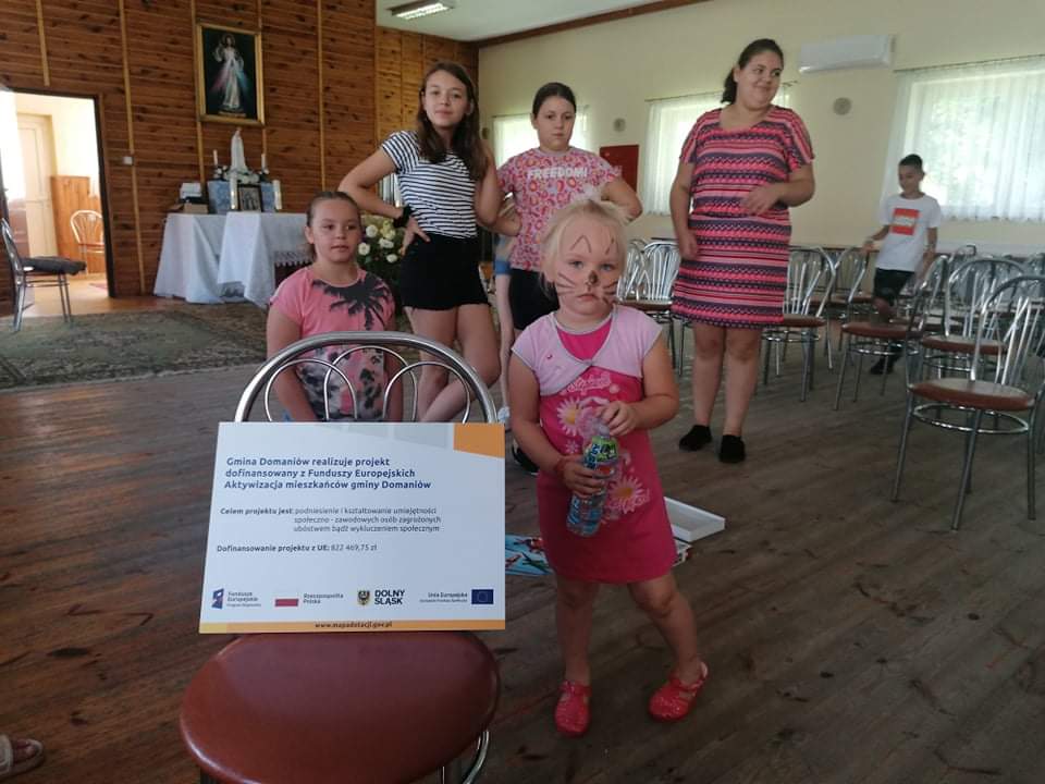 Zajęcia świetlicowe dla dzieci w ramach projekty "Aktywizacja mieszkańców gminy Domaniów"