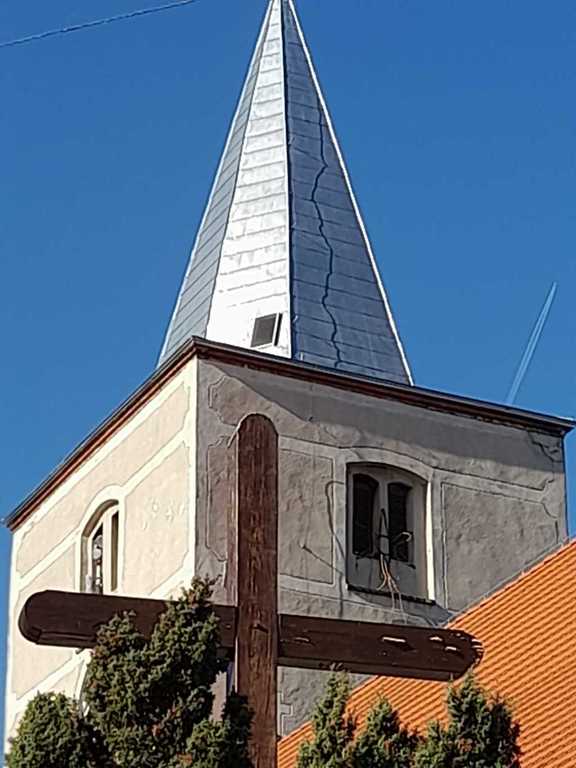 Remont wieży w kościele filialnym w Piskorzowie