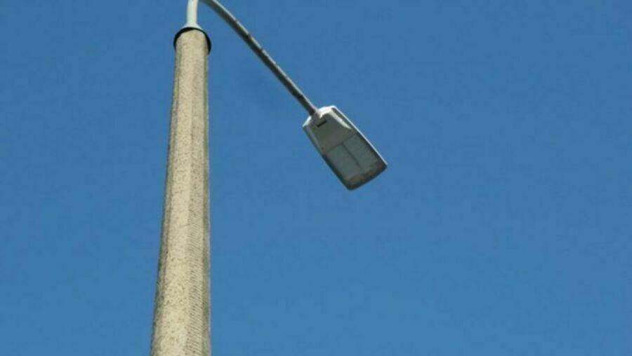 Tychnowy-dowieszenie 3 lamp na istniejących słupach energetycznych przy ul. Starodworskiej-koszt 9 500,00 zł