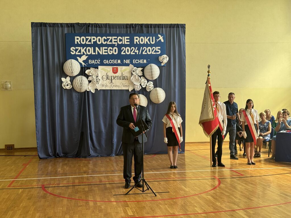 Szkoła Podstawowa w Niemcach