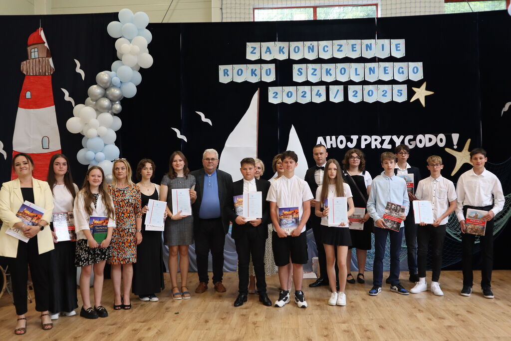 Zakończenie roku szkolnego w Dysie