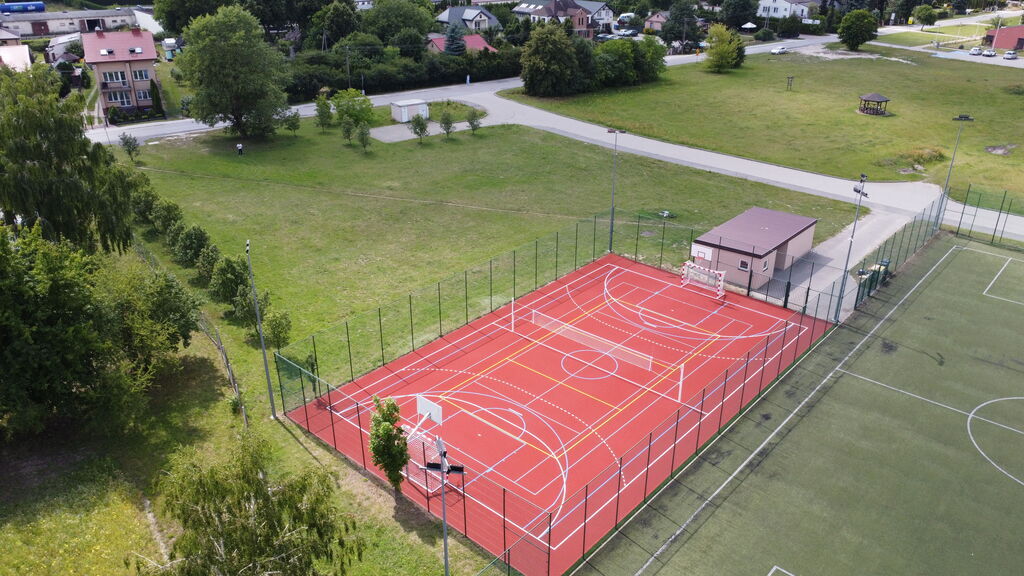 Modernizacja kompleksu sportowego „Moje Boisko – Orlik 2012” w Niemcach
