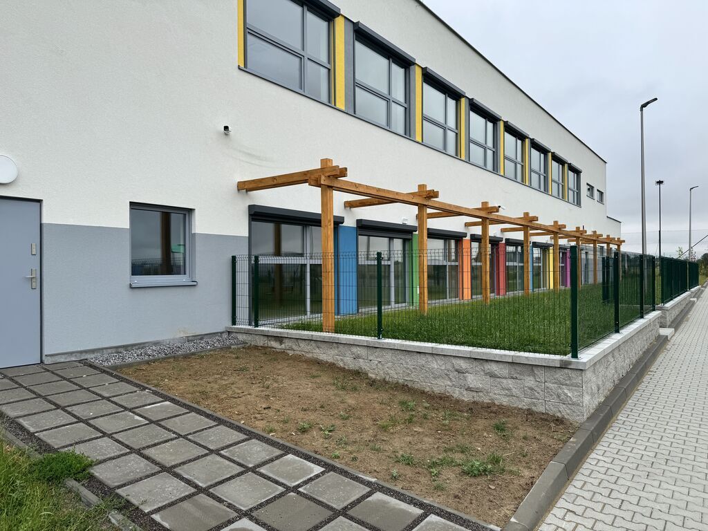 Budowa szkoły w Nasutowie