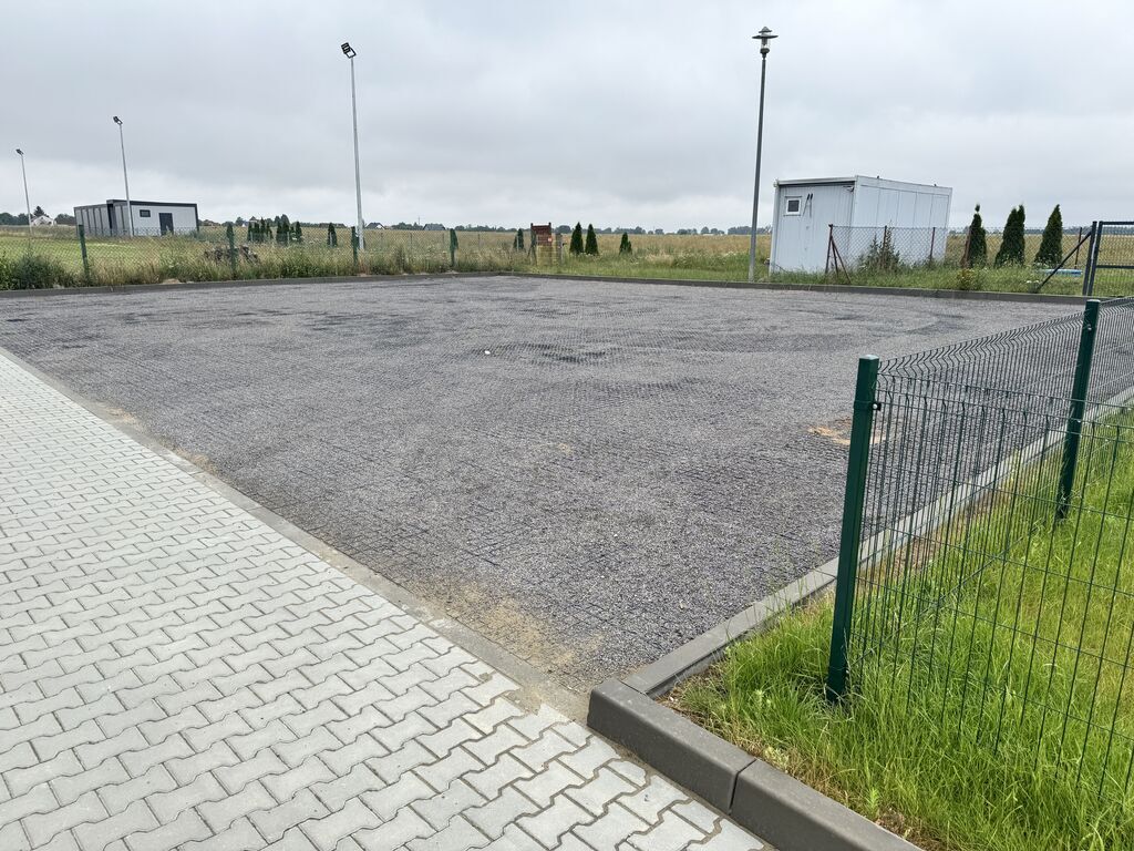 Budowa szkoły w Nasutowie