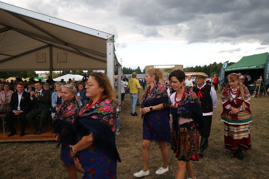 Dożynki Gminy Niemce 2025 - korowód wieńców