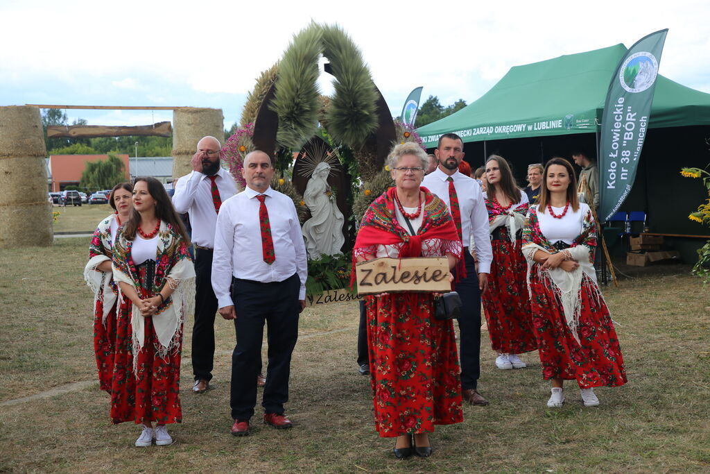Dożynki Gminy Niemce 2025 - korowód wieńców