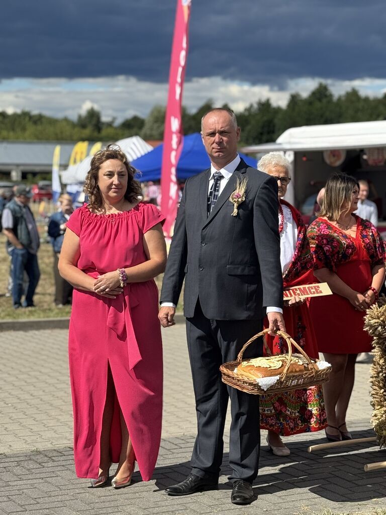 Dożynki Gminy Niemce 2025 - korowód wieńców