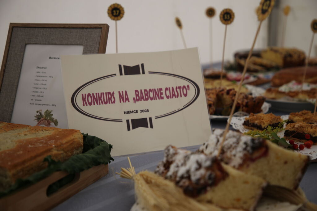 Dożynki Gminy Niemce 2025 - konkurs Babcine Ciasto