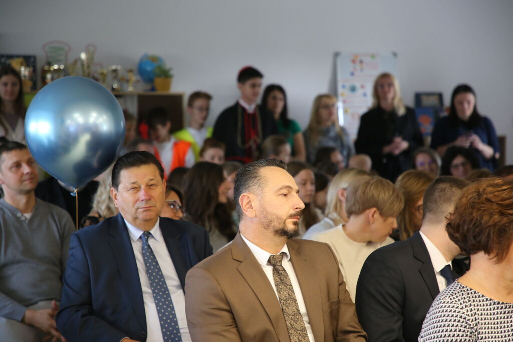 Otwarcie nowego budynku szkoły w Nasutowie