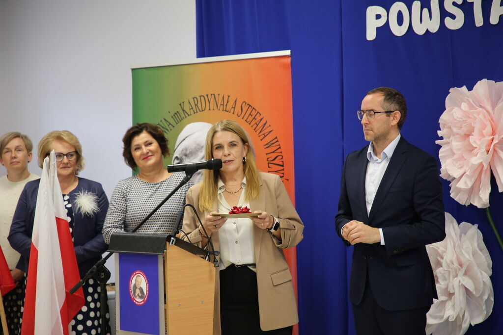 Otwarcie nowego budynku szkoły w Nasutowie