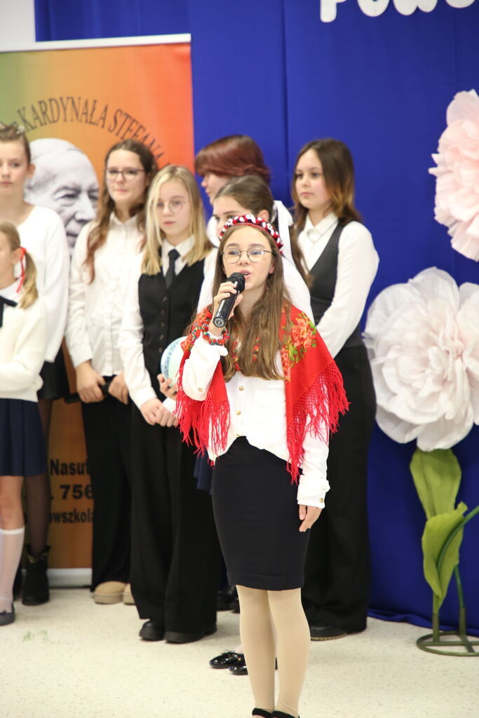 Otwarcie nowego budynku szkoły w Nasutowie