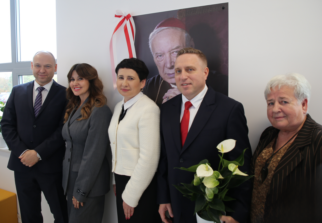 Otwarcie nowego budynku szkoły w Nasutowie