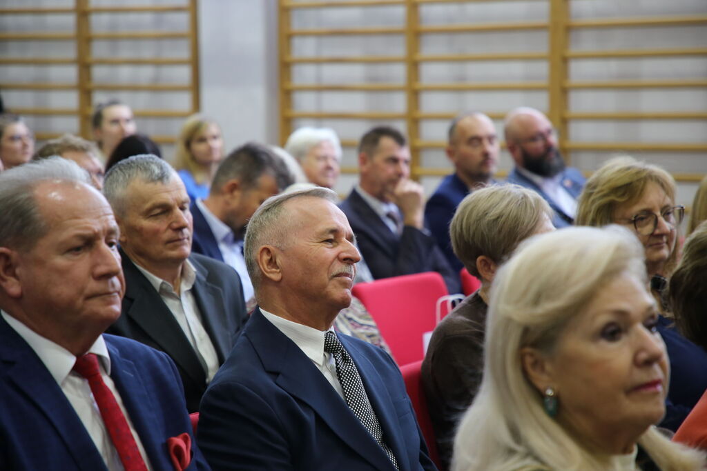 Otwarcie nowego budynku szkoły w Jakubowicach Konińskich