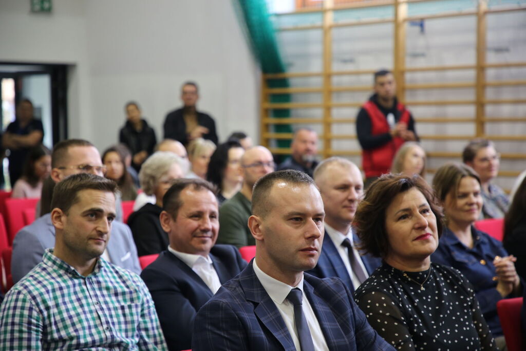 Otwarcie nowego budynku szkoły w Jakubowicach Konińskich